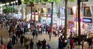 إقبال متوسط على شواطئ ومعالم رأس البر وسط استقرار حالة الطقس‎‎.. صور