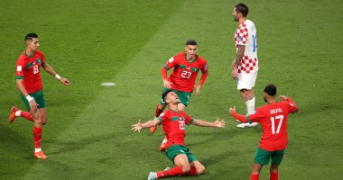 المغرب يشرف الكرة العربية والأفريقية ويحصد المركز الرابع فى كأس العالم 2022.. أسود الأطلس يحقق إنجازا تاريخيا بمونديال قطر.. زياش وحكيمي يعادلان رقم دعيع.. وكتيبة الركراكى تصل لسجل تهديفى رائع فى البطولة