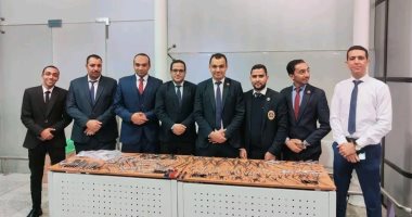 جمارك مطار الغردقة تضبط تهريب عدد من الأقراص المخدرة ومستلزمات طبية 