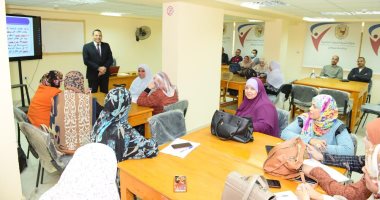 جامعة سوهاج تنظم برنامجا تدريبيا عن نظام الساعات المعتمدة للعاملين بالدراسات العليا