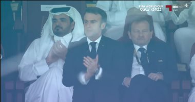 ماكرون مهنئا منتخب فرنسا بالأداء القتالى: أذهلتم الأمة