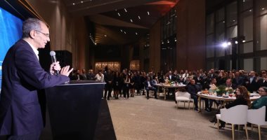 وزير الاتصالات يطلق النسخة المصرية من برنامج "شارك تانك" لاكتشاف المبدعين