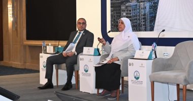 رئيس قطاع الإسكان تعرض ورقة وطنية عن الحوكمة وتشريعات وقوانين البناء فى مصر