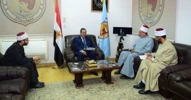 جامعة سوهاج تستقبل لجنة من الأزهر الشريف لتنفيذ عدد من الندوات التوعوية