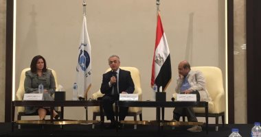 إلهام شاهين تطالب بمنع ظهور "شيوخ التعصب" على الشاشات وتكفير داعش