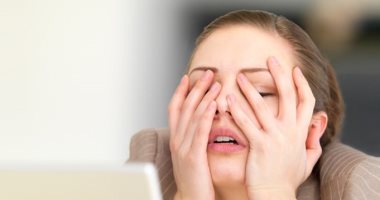 نصائح نفسية للحد من التوتر والقلق في العمل.. حول السلبيات لإيجابيات