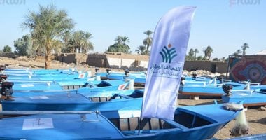 باب خير من حياة كريمة.. دعم أهالى قرية الفارسية بـ30 مركبا للصيادين جنوب الأقصر