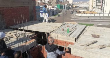إيقاف أعمال بناء مخالف بالبساتين ورفع كفاءة الشوارع استعدادا لأعياد العام الجديد