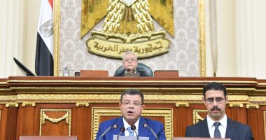 نواب يعلنون الموافقة على قانون هيئة قناة السويس ويصفون الملاحة بكنز مصر