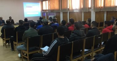 رئيس اتحاد اليد يفتتح الدراسة المتخصصة لمدربى حراس المرمى