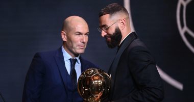 ديشامب يتحكم في مصير بنزيما وزيدان مع منتخب فرنسا