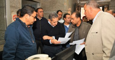 محافظ الغربية يتابع تقديم الخدمات للمواطنين بالمراكز التكنولوجية بطنطا