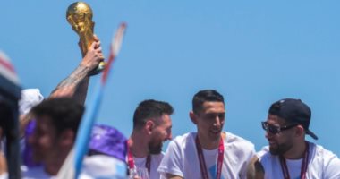 4 ملايين مشجع يحتشدون فى شوارع الأرجنتين احتفالا بكأس العالم.. صور