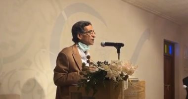 محمود قرنى يقرأ قصائد ديوانه الجديد فى بيت الشعر البحرينى .. صور