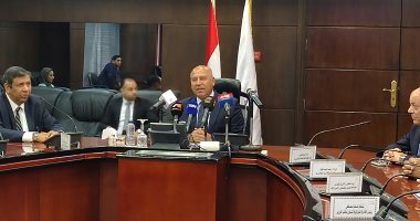 وزير النقل: تعاقدنا على صناعة سفينة شحن حمولتها 38 ألف طن ضمن 7 مراكب