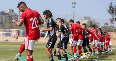  مشاركة محمد محمود وكهربا في ودية الأهلى أمام شبابه.. صور
