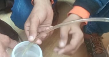 طالب مخترع بكفر الشيخ يطرح حلا صديقا للبيئة لأدخنة المصانع.. صور