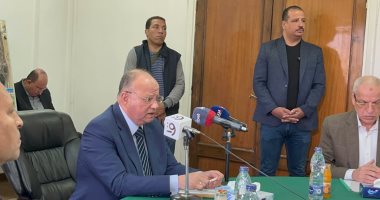 محافظ القاهرة يتفقد سوق العبور لمتابعة توافر السلع وضبط الأسعار