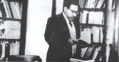 على أحمد باكثير.. هل كان يجيد لغات عالمية؟