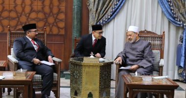 رئيس إندونيسيا يدعو شيخ الأزهر لزيارة البلاد وحضور المؤتمر العالمى لفقه الحضارة