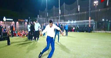 وزير الشباب يزور "كابيتانو مصر" في أولى حلقاته ويشارك باللعب مع المواهب الشابة