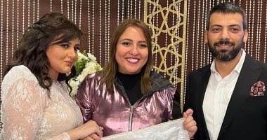 مى كساب تهنئ شذى على عقد قرانها.. والأخيرة ترد: ربنا ما يحرمنى منك