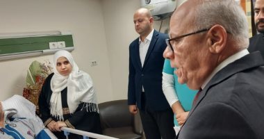 محافظ بورسعيد يوجه بتوفير الإمكانات اللازمة لنقل جثمان أحد الإعلاميين لمسقط رأسه.. صور