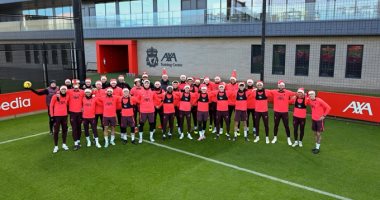 محمد صلاح ورفاقه يحتفلون بالكريسماس.. صور