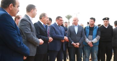 وزير التنمية المحلية ومحافظ كفر الشيخ يتفقدان موقع إنشاء مركز التنمية الشبابية