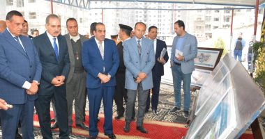 وزير التنمية المحلية ومحافظ كفر الشيخ يتفقدان مجمعين سكنيين بالمحافظة.. صور