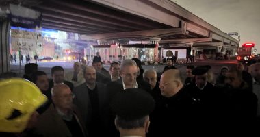إخماد حريق خط غاز أسفل كوبرى النادى الأهلى بمدينة نصر دون إصابات.. صور
