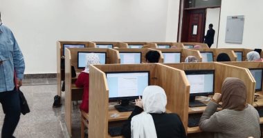 جامعة سوهاج تجرى اختبارات الحاسب الآلى للمتقدمين لوظائف شركة مياه الشرب