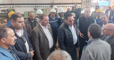 وفد زراعة النواب يتفقد مزارع النخيل بالوادى.. ورئيس اللجنة: فرص استثمار ناجحة