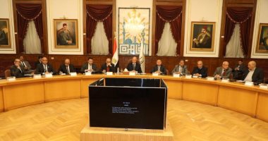 محافظ القاهرة: تقديم كل التسهيلات لإقامة منافذ سلع بأسعار مناسبة