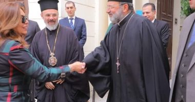 محافظ دمياط تزور كنيسة الروم الأرثوذكس لتقديم التهنئة بعيد الميلاد المجيد