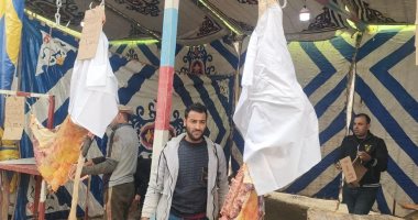 محافظ شمال سيناء يفتتح معرض السلع الغذائية المخفضة بالعريش.. صور