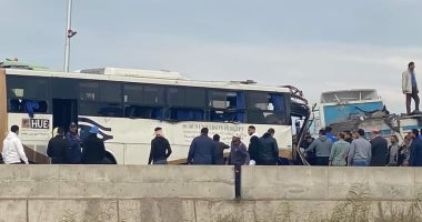 إصابة 17 طالبا وطالبة فى حادث تصادم أتوبيس بطريق المنصورة - جمصة.. صور