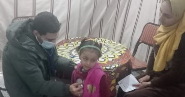 حياة كريمة بالمنوفية.. الكشف على 272 حالة فى قافلة طبية بقرية الجزيرة