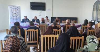 عقد ندوات عن كيفية الحد من استخدام البلاستيك أحادي الاستخدام بالوادى الجديد