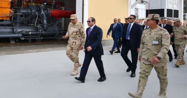 الرئيس السيسي يرد على أزمة الصندوق الاستثمارى لقناة السويس: ده حلم الناس