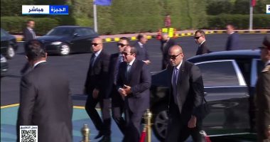 الرئيس السيسي يصل مجمع الصناعات الكيماوية لافتتاح مشروعات جديدة