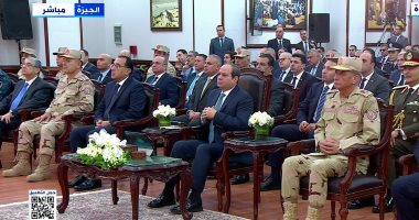 الرئيس السيسي يشاهد فيلما تسجيليا بعنوان "أمل جديد" عن مجمع الصناعات