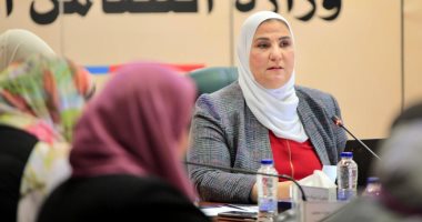 وزيرة التضامن: تصميم استراتيجية التأهيل لسكان المناطق بديلة العشوائيات