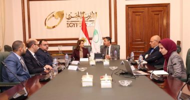رئيس هيئة البريد يستقبل مفوض الاتحاد الأفريقى للبنية التحتية والطاقة