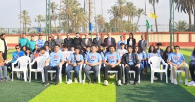 وزيرة الهجرة تصطحب وفدا من الطلاب المصريين بكندا اليوم فى زيارة لقناة السويس