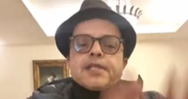 محمد هنيدى يوجه نصيحة لـ رونالدو بعد عامه الكارثى: اهدى يا دون