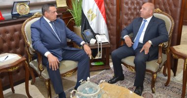 وزيرا النقل والتنمية المحلية يبحثان تطبيق قانون تنظيم النقل النهرى الجديد