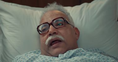 بيومى فؤاد يجسد دور والد رامز جلال فى فيلم "أخى فوق الشجرة"