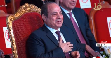 شاهد تأثر الرئيس السيسي بحديث الفنان أشرف عبد الباقى عن دعم "قادرون باختلاف"