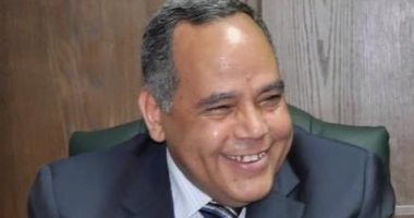 وزير التعليم العالى يجدد ندب عاطف العوام مستشار الوزير للشئون المالية